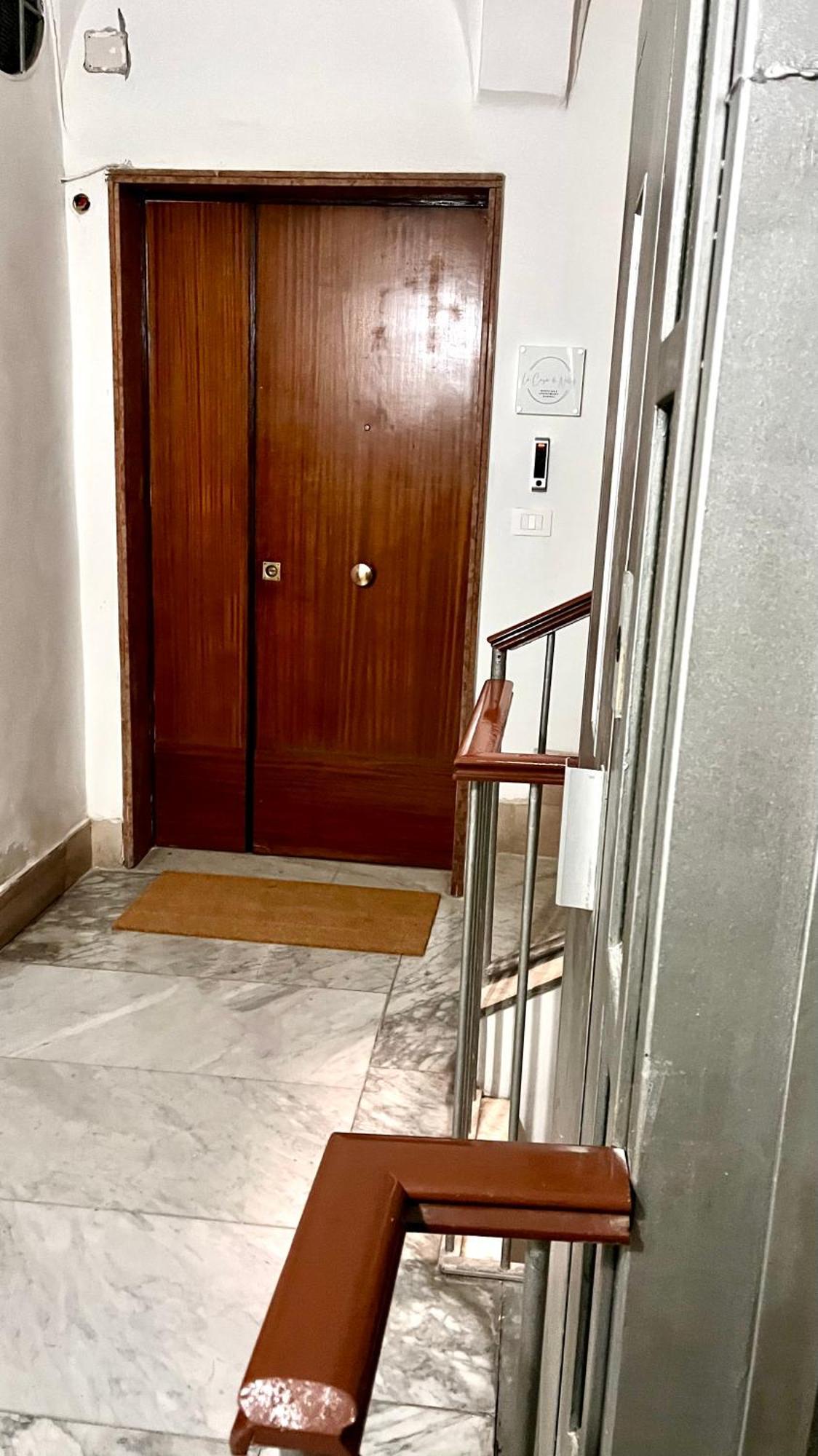 La Casa Di Nelly Boutique Apartment Napoli Exterior photo